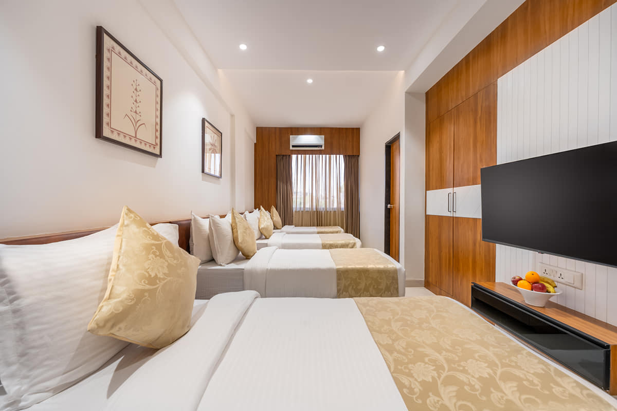 Family Room 5