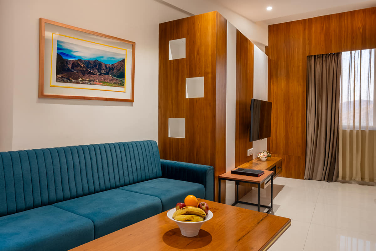 Executive Room 4