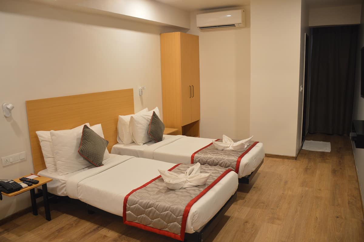 Club Room 2