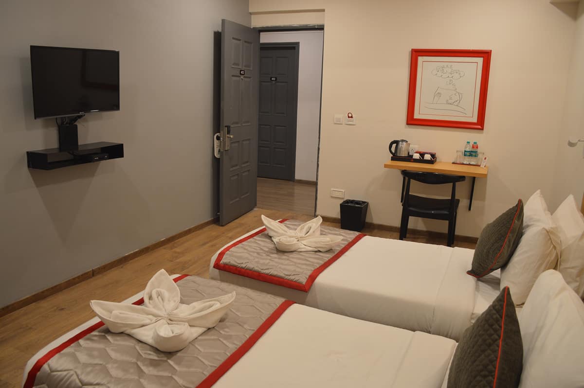 Club Room 3