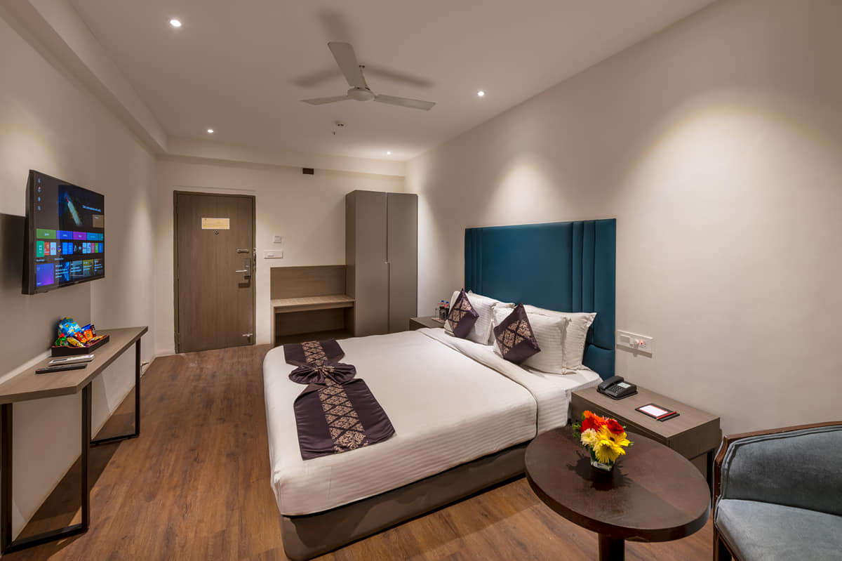 Executive Room 4