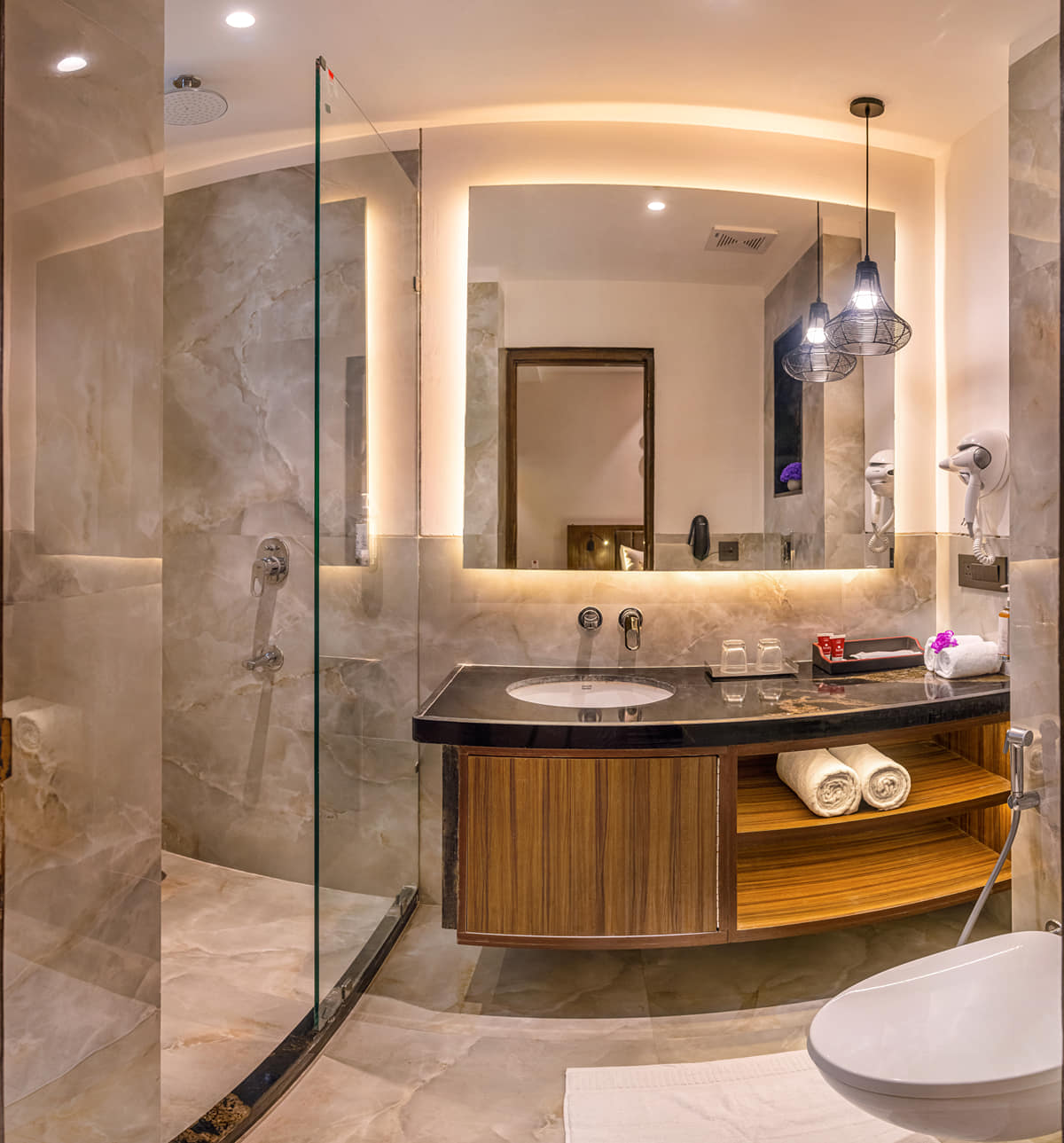 Suite 2