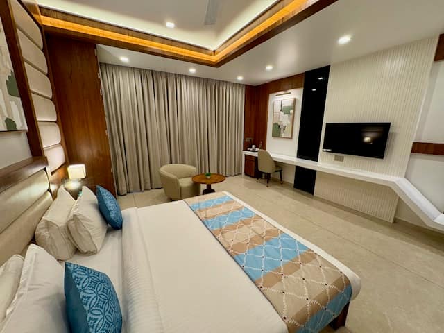 Deluxe Room 2