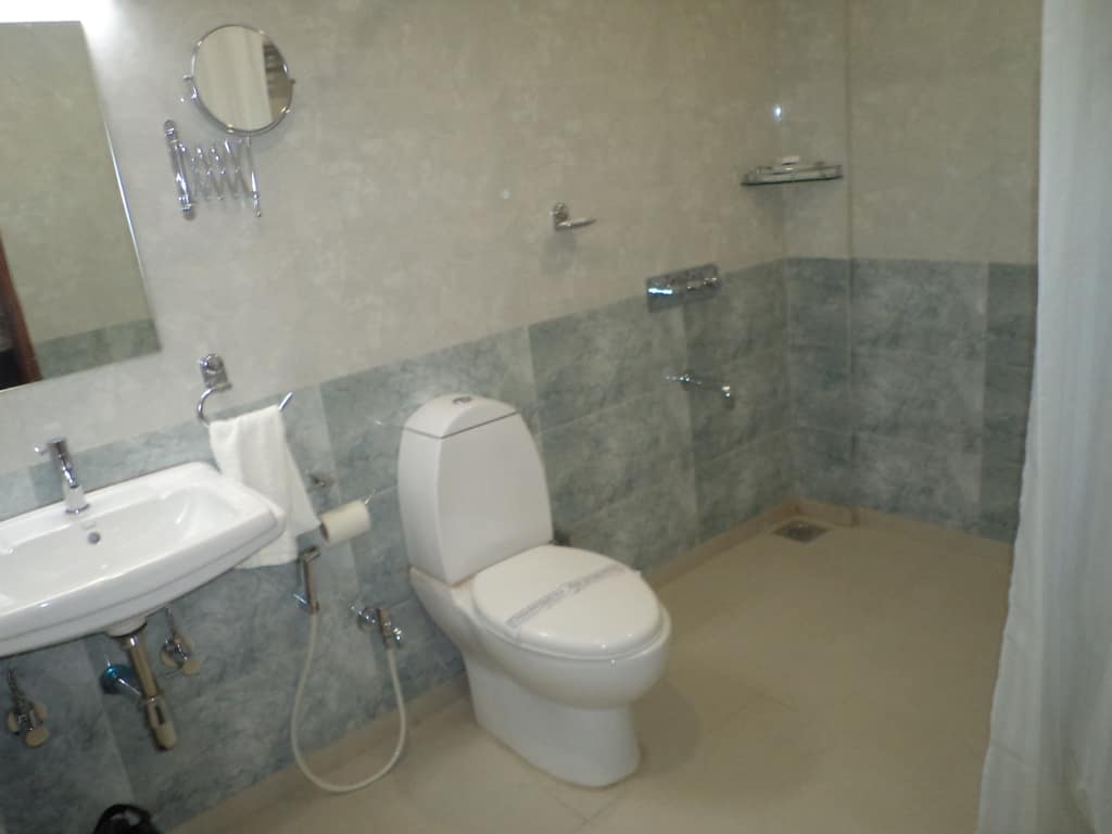 Deluxe Room 5