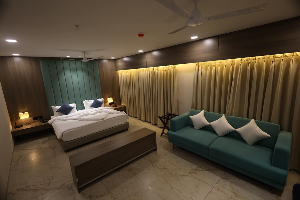 Suite 2