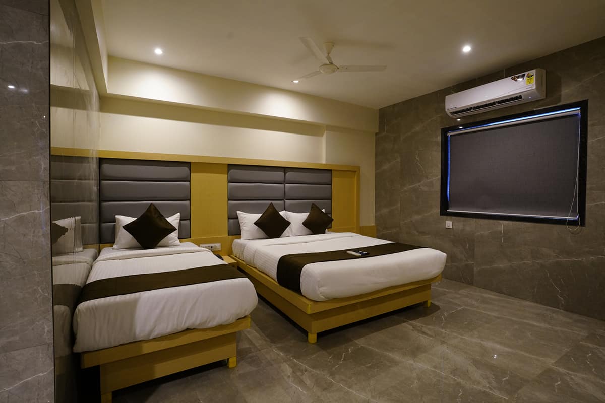Family Room 3