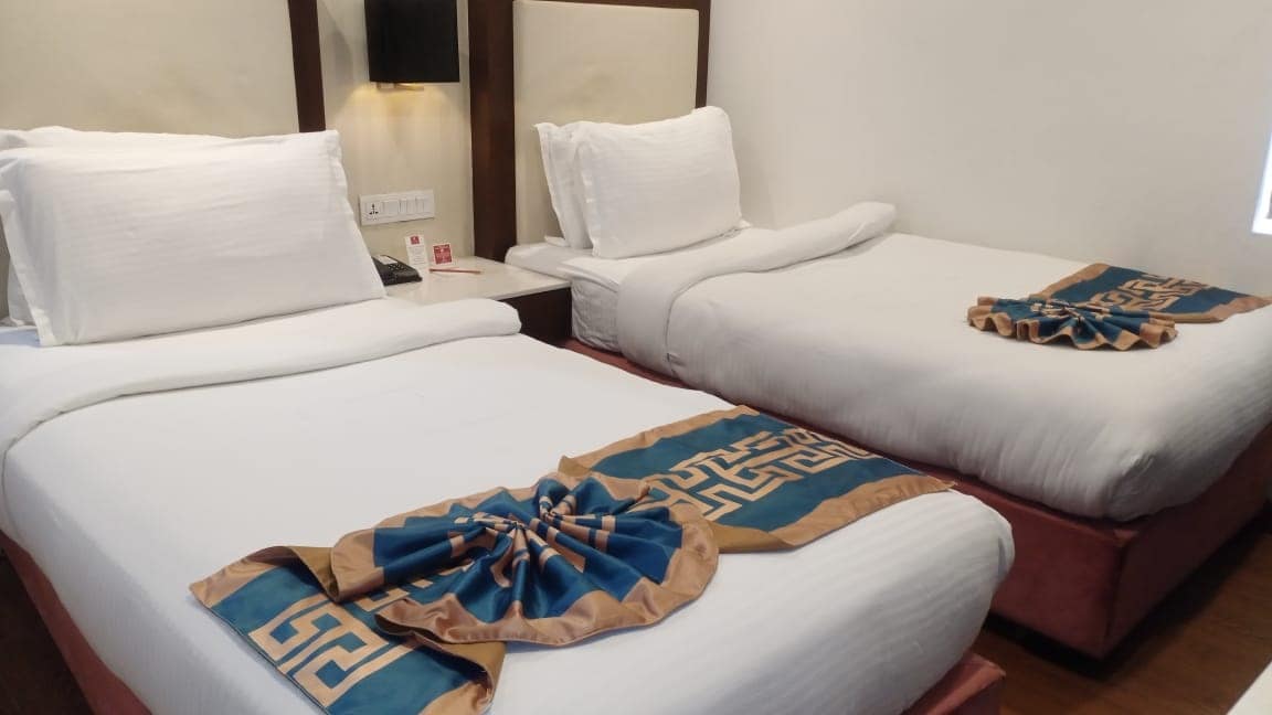 Standard Twin Bed