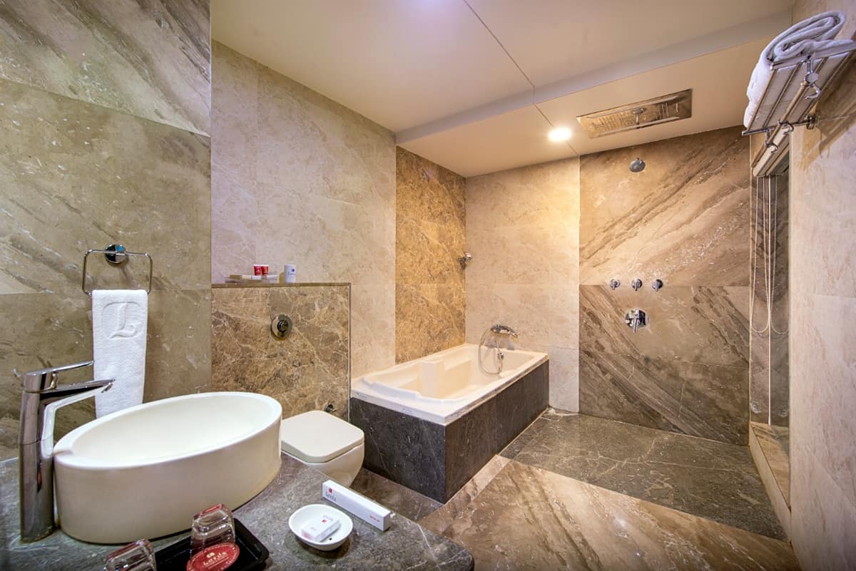 Suite 2