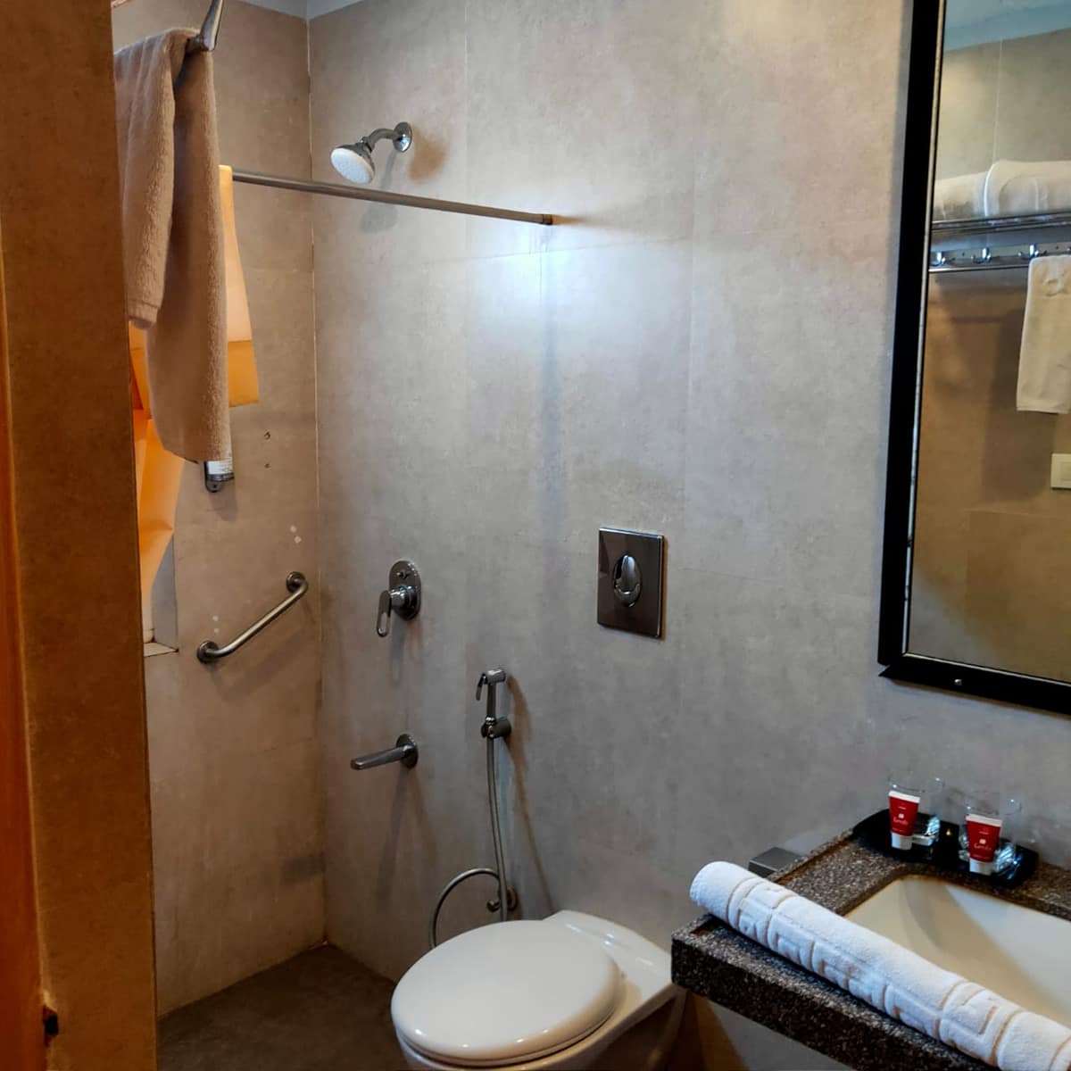 Super Deluxe Room 2
