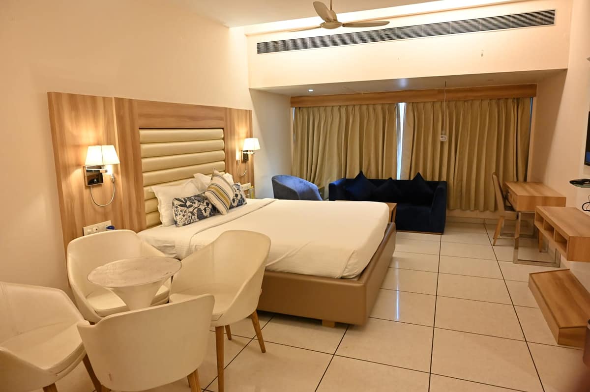 Super Executive Room 3