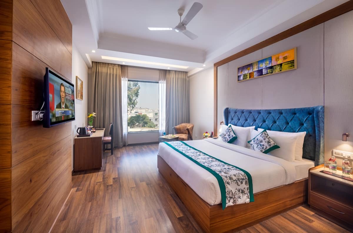 Superior Room 2