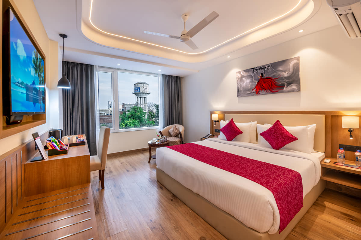 Deluxe Room 5