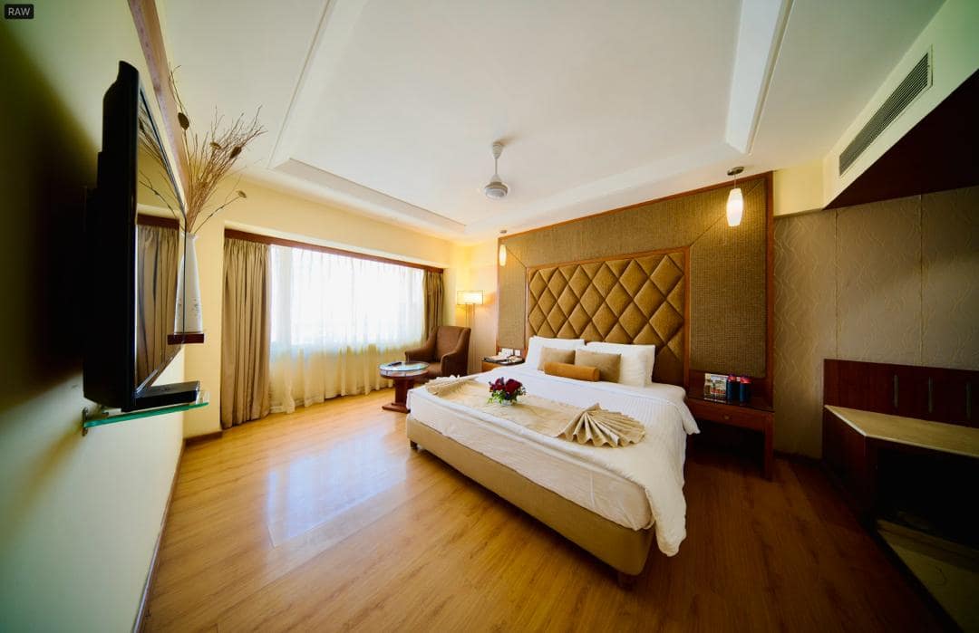 Suite 2