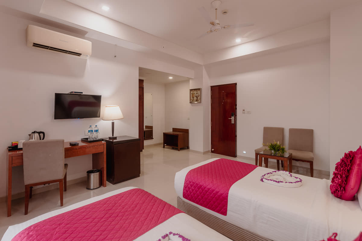 Deluxe Room 2