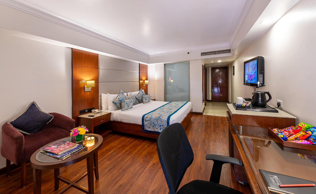 Club Room 3