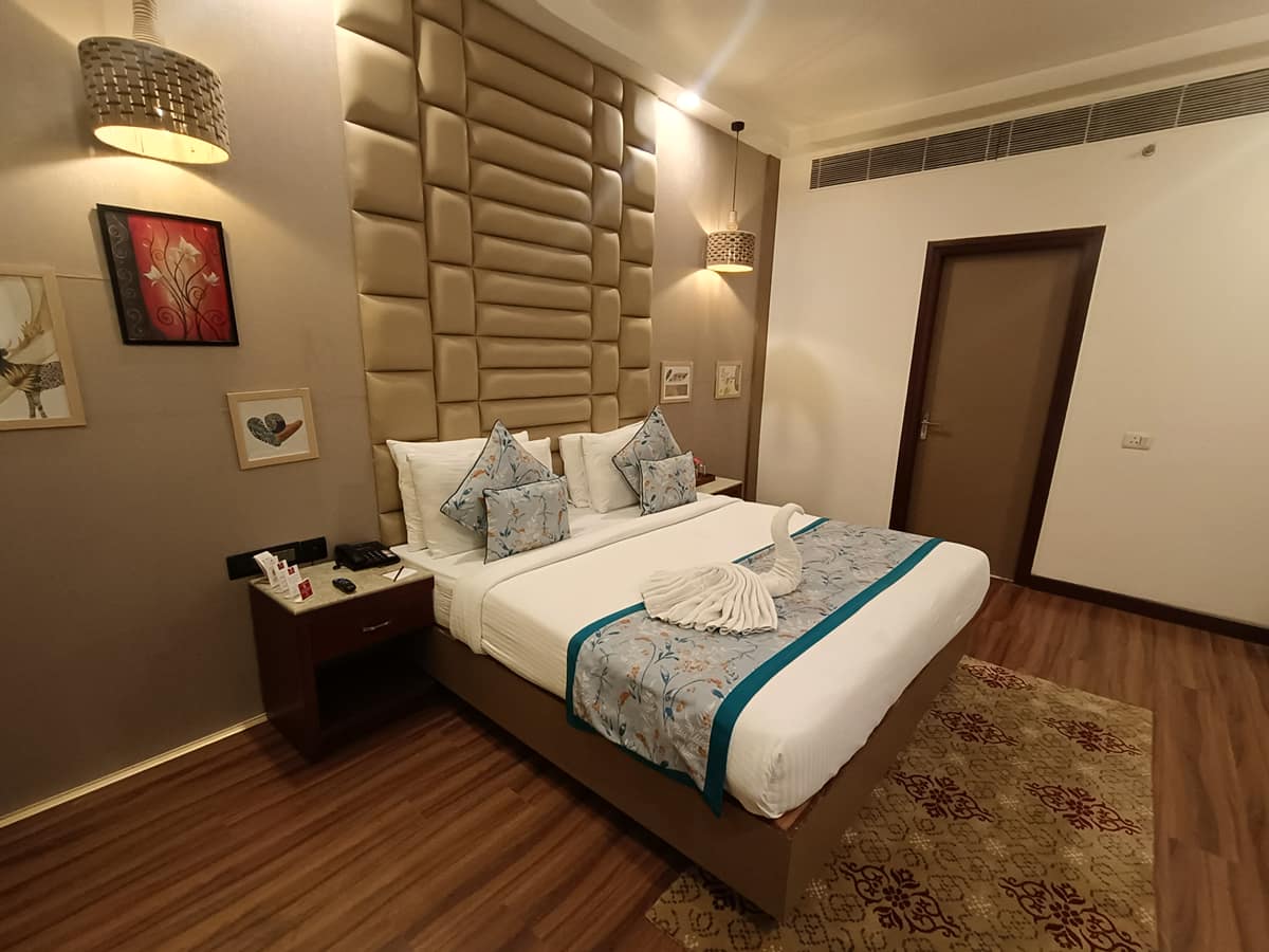 Emerald Suite