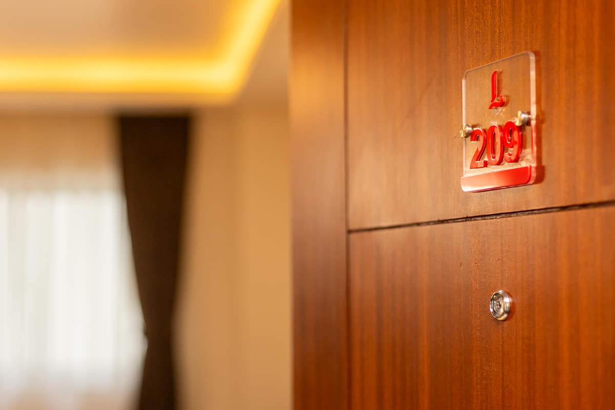 Deluxe King Room 4