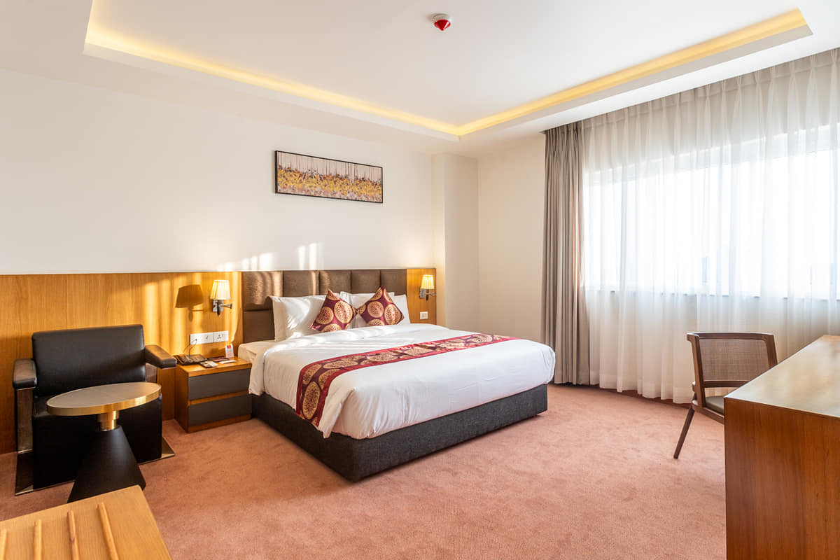 Superior King Room