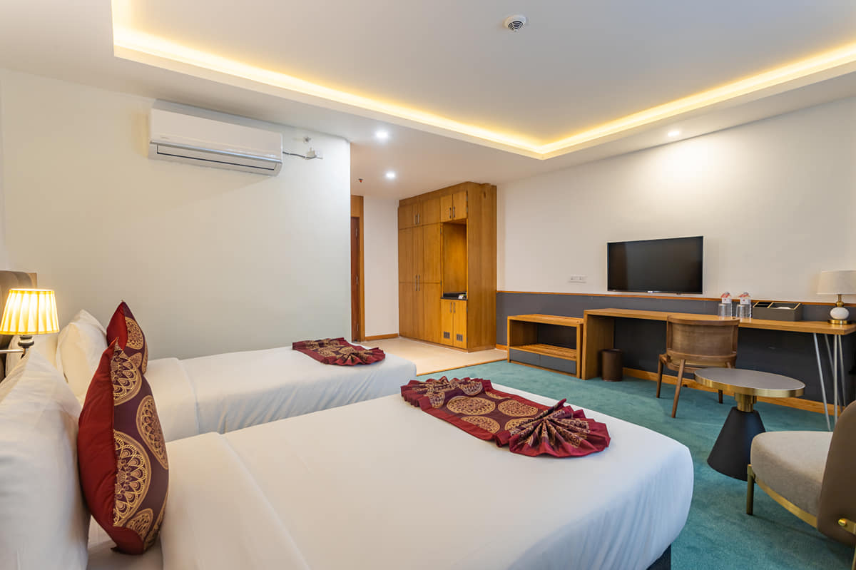 Superior Twin Room 5