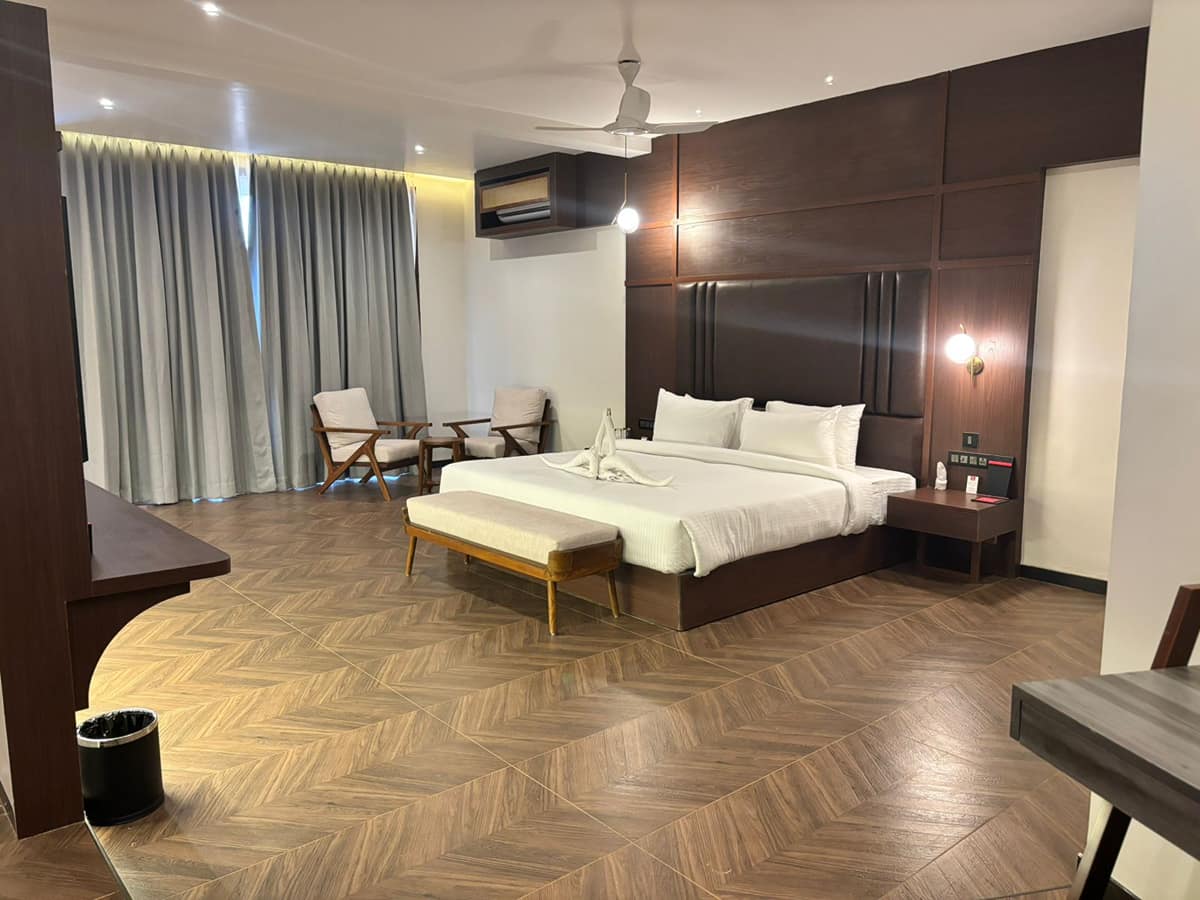 Luxury Suite