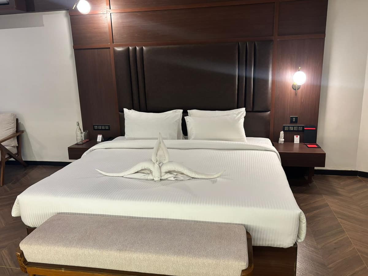 Luxury Suite 5