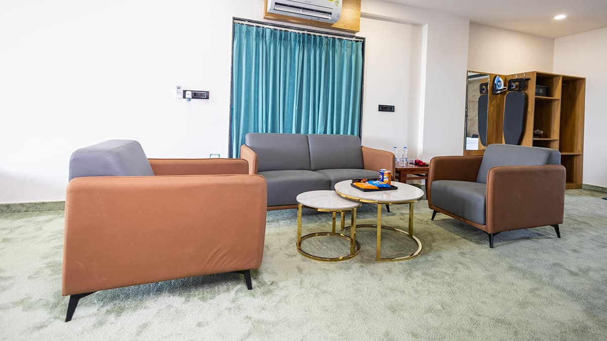 Emerald Suite 5