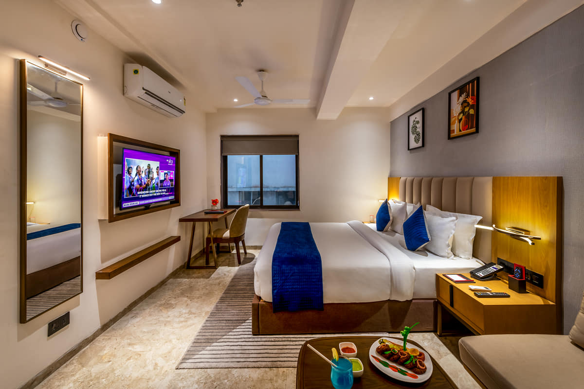Executive Room 4